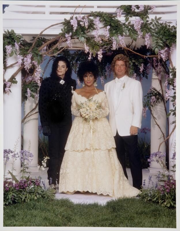 The 8 Wedding Dresses & 7 Grooms of Elizabeth Taylor - Historical Honey